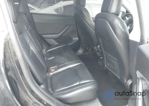 2022 Tesla Model Y Long Range Dual Motor All-Wheel Drive z USA, uszkodzony, nr VIN 7SAYGDEE9NF386407